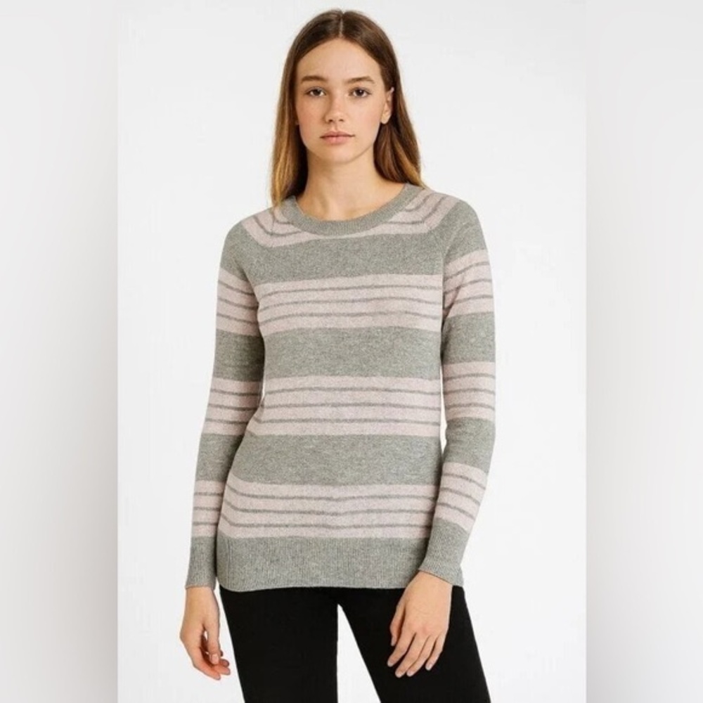 Mossimo Supply Co. || Pink and Light Brown Sweater (M)